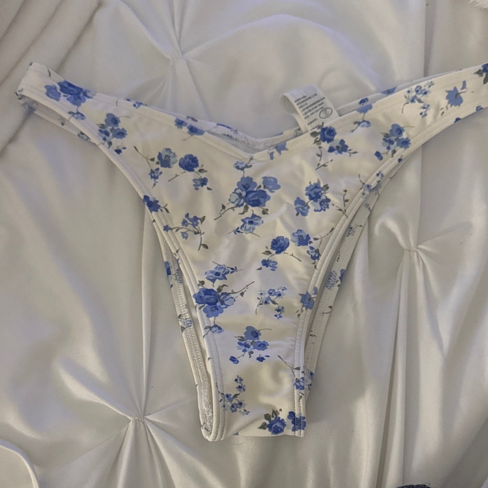 Hollister Blue and White Bikini Bottom